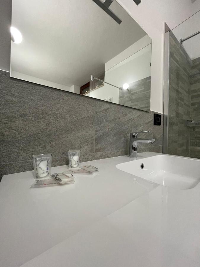 Al Laghetto La Morra B&B 외부 사진