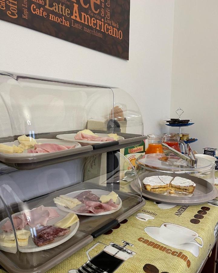 Al Laghetto La Morra B&B 외부 사진