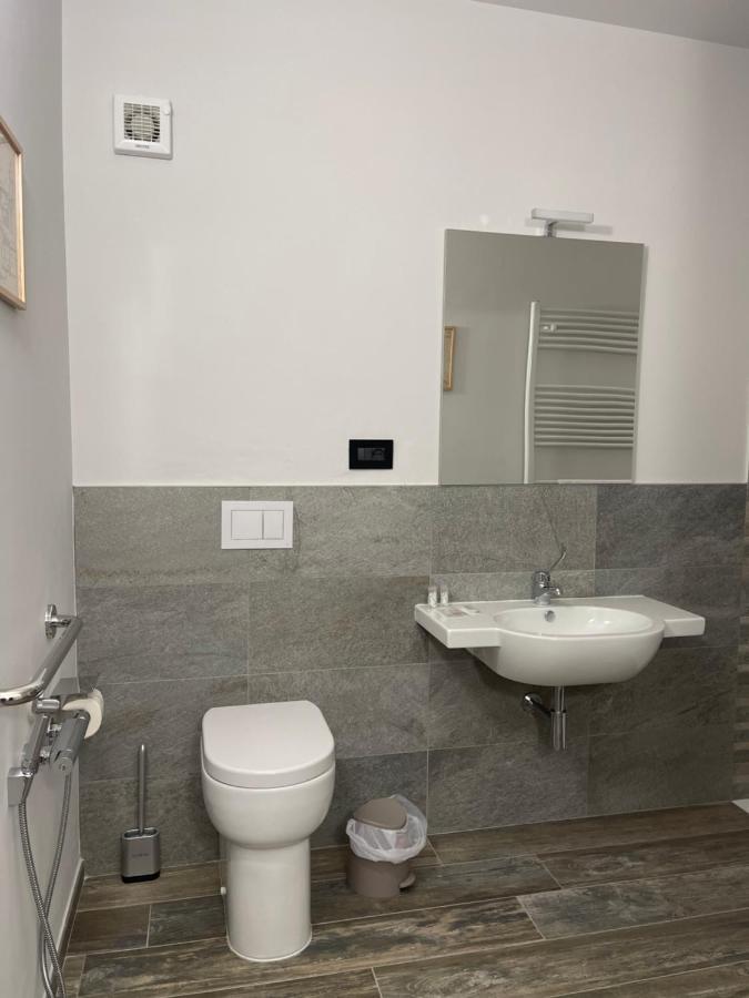 Al Laghetto La Morra B&B 외부 사진